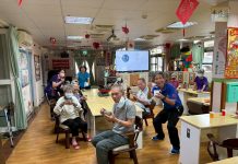 秋意濃麵茶飄香  彰化榮家日照長輩「炒」動懷舊好滋味