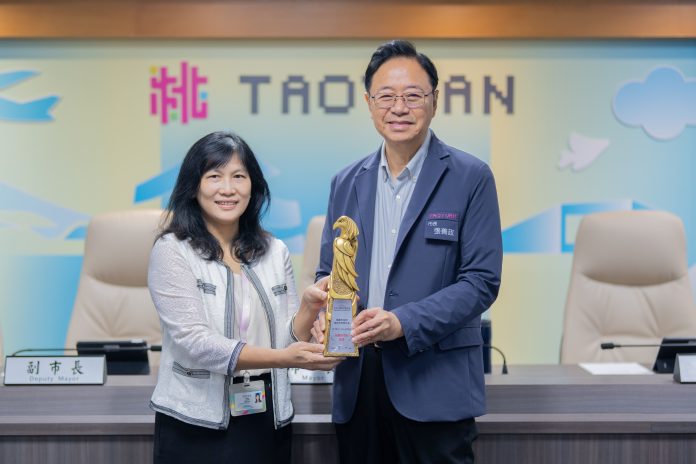 性別平等辦公室劉執行長獻獎