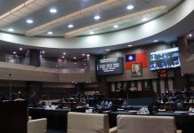 老人健保補助是金ㄟ 縣長許淑華提出期程堅定兌現