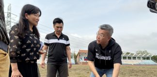 蔡其昌爭取外埔國中操場翻新 受限殯葬地目盼市府儘速解決