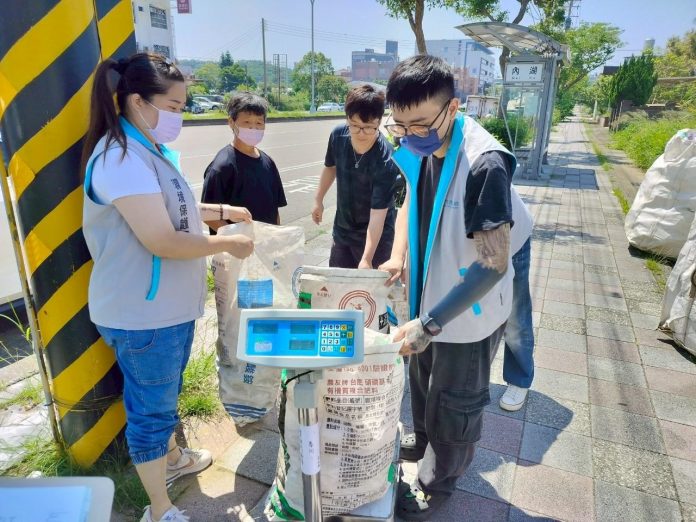 農藥提神飲料空瓶回收活動-民眾踴躍參與