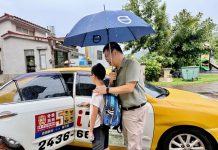 畢業暖心告白!太平山區黃竹國小學生手寫感謝卡 中市小黃公車駕駛:最寶貴的獎狀