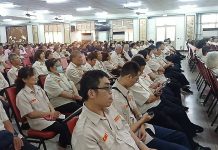 空襲來了躲哪裡?大甲警「這招」教你一秒定位防空洞!加碼AED特訓守護社區