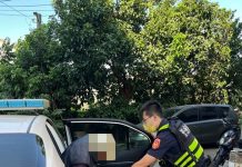 九旬翁代步車沒電罷工 狂催「70公尺再度熄火」警這舉動融化長輩心